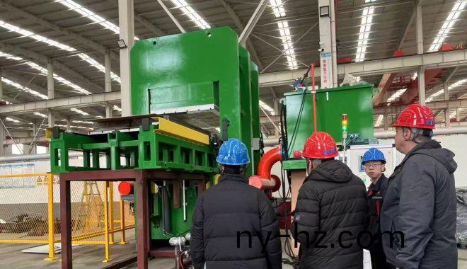 客(ke)戶(hu)來我司驗(yàn)(yan)收設(shè)(she)備(bei)竝(bing)給予高(gao)度評價(jià)(jia)