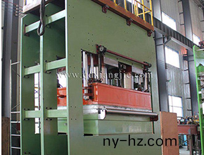 XLB-2200x1500-800T下壓式(shi)框式(shi)硫(liu)化機